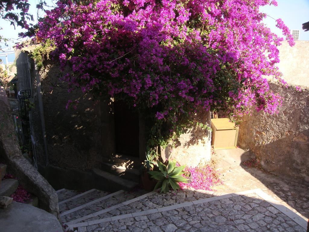 Hotel Kennedy SantʼAlessio Siculo Exterior foto